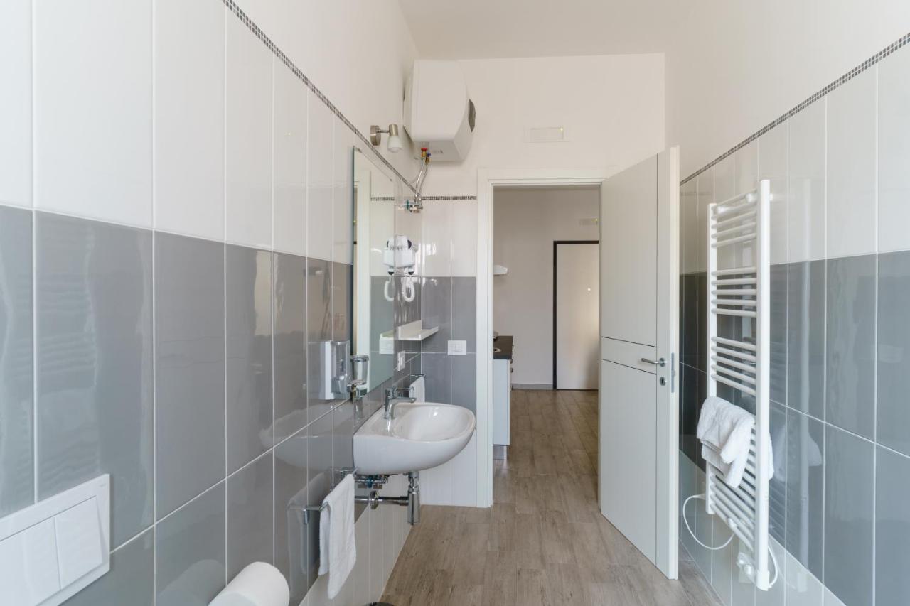 Aparthotel Le Marine Bisceglie Zewnętrze zdjęcie