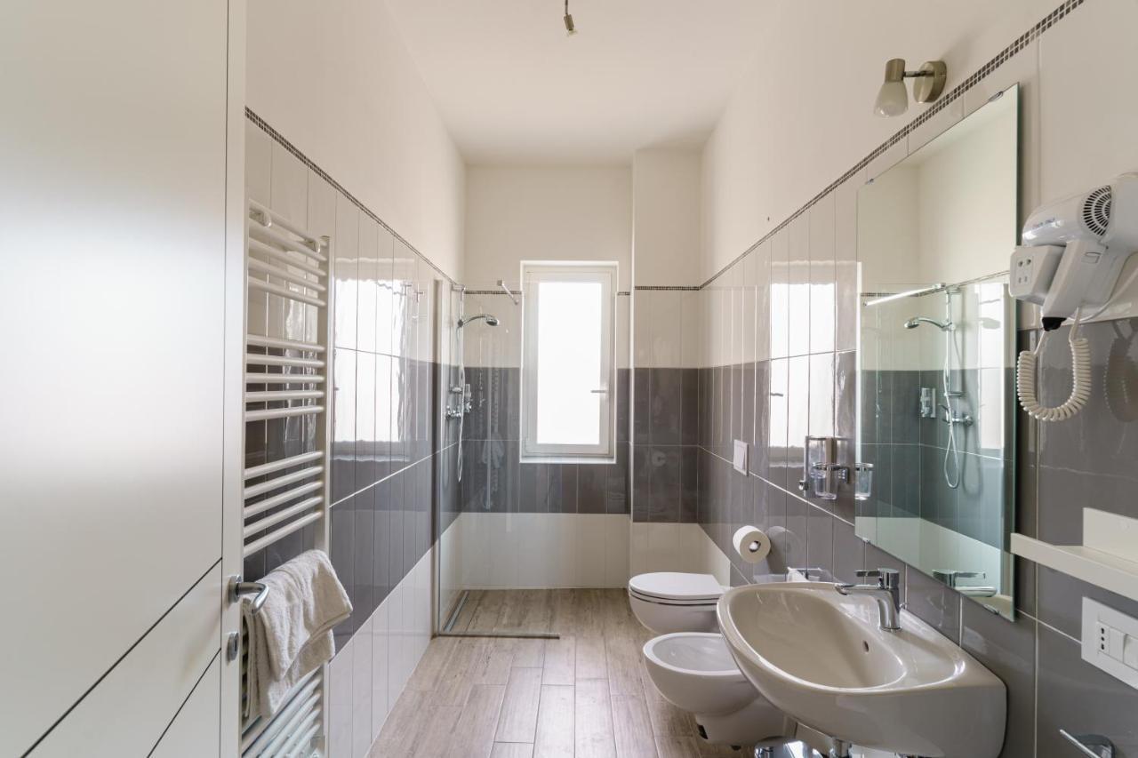 Aparthotel Le Marine Bisceglie Zewnętrze zdjęcie