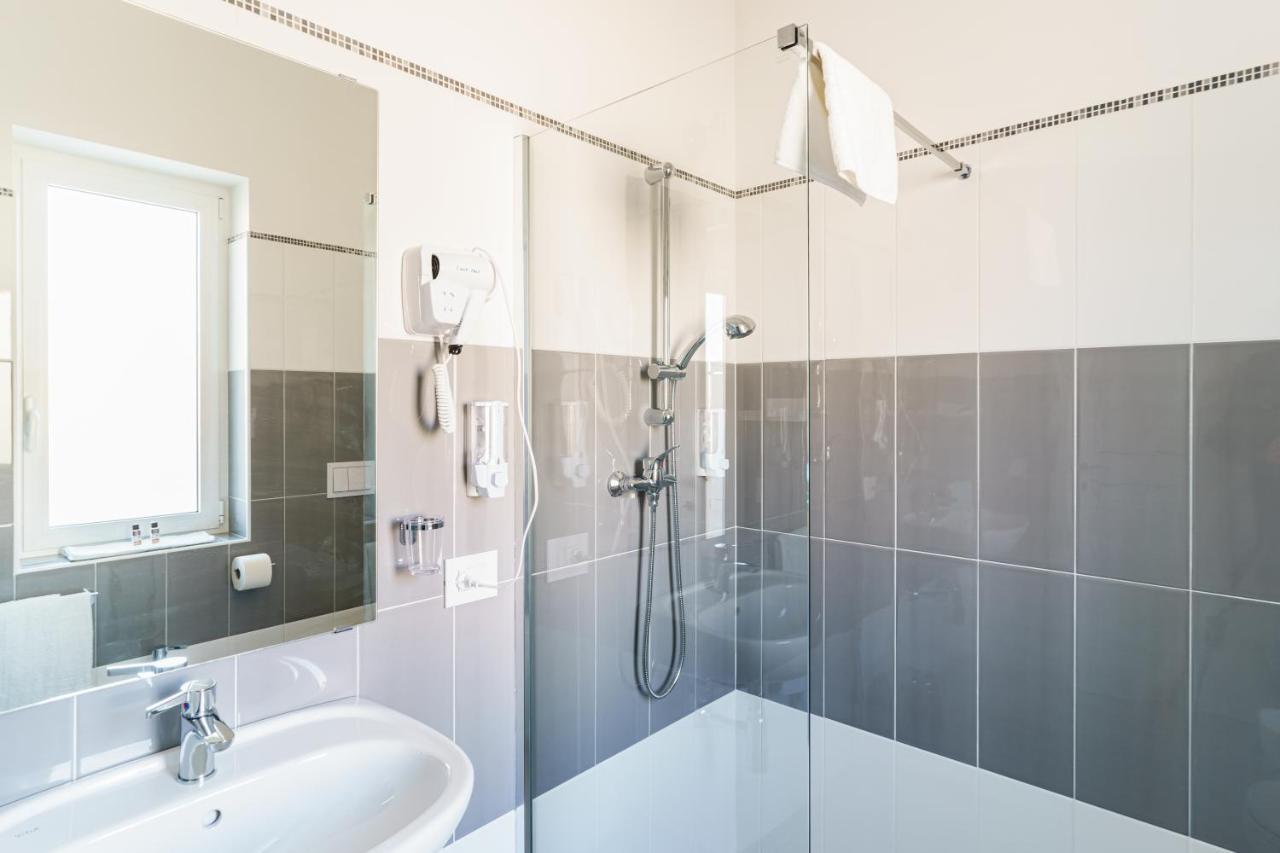 Aparthotel Le Marine Bisceglie Zewnętrze zdjęcie