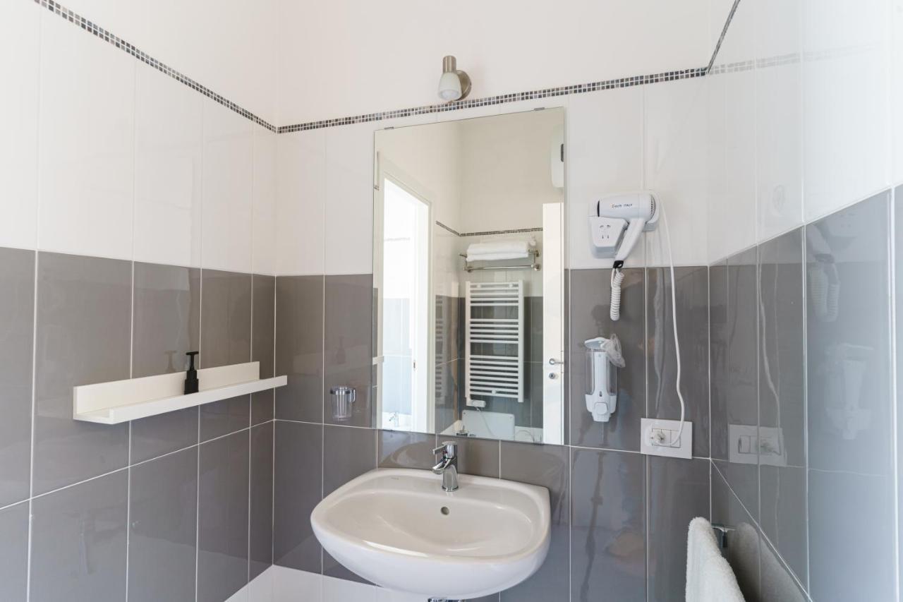 Aparthotel Le Marine Bisceglie Zewnętrze zdjęcie